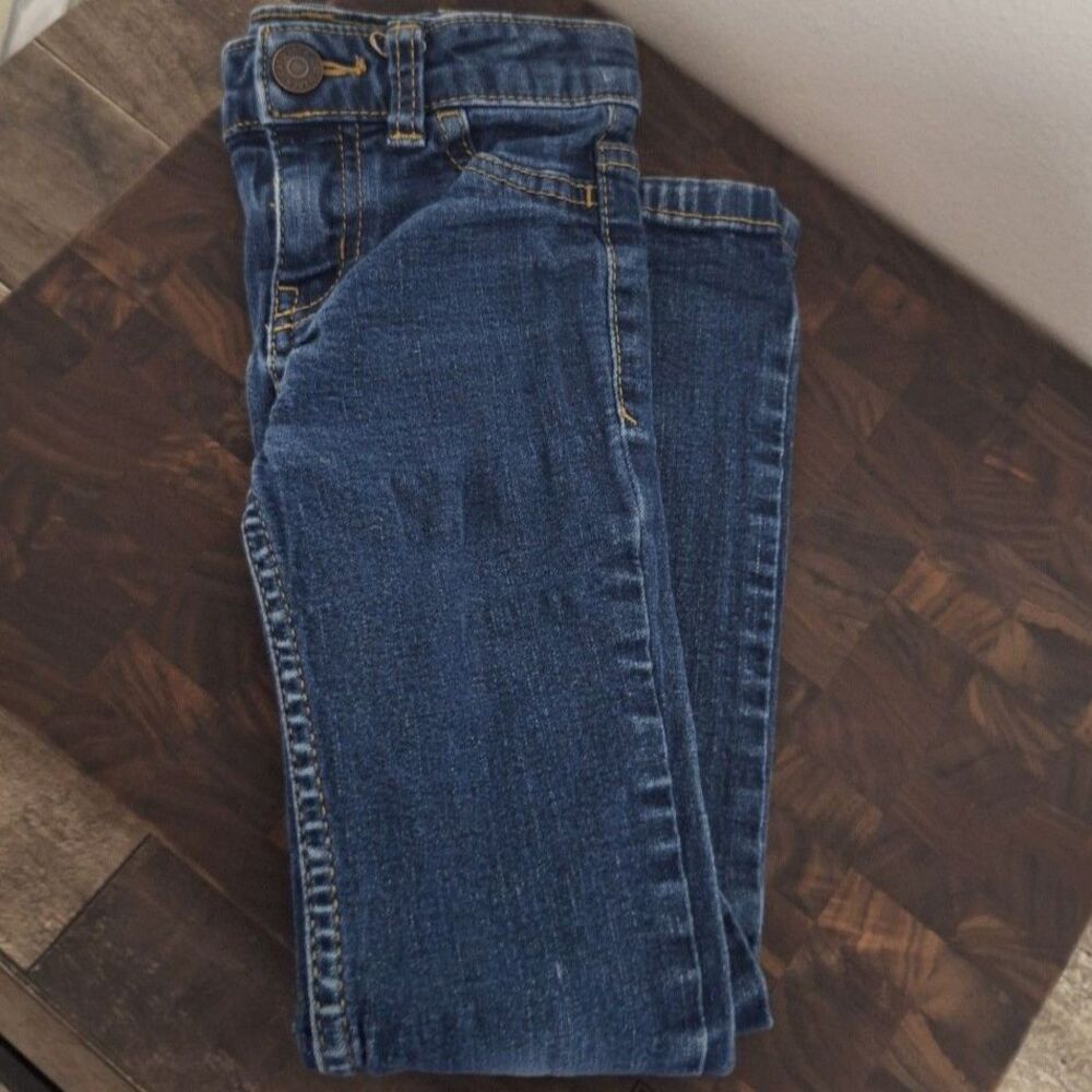 Cat & Jack size 6 slim super‎ stretch